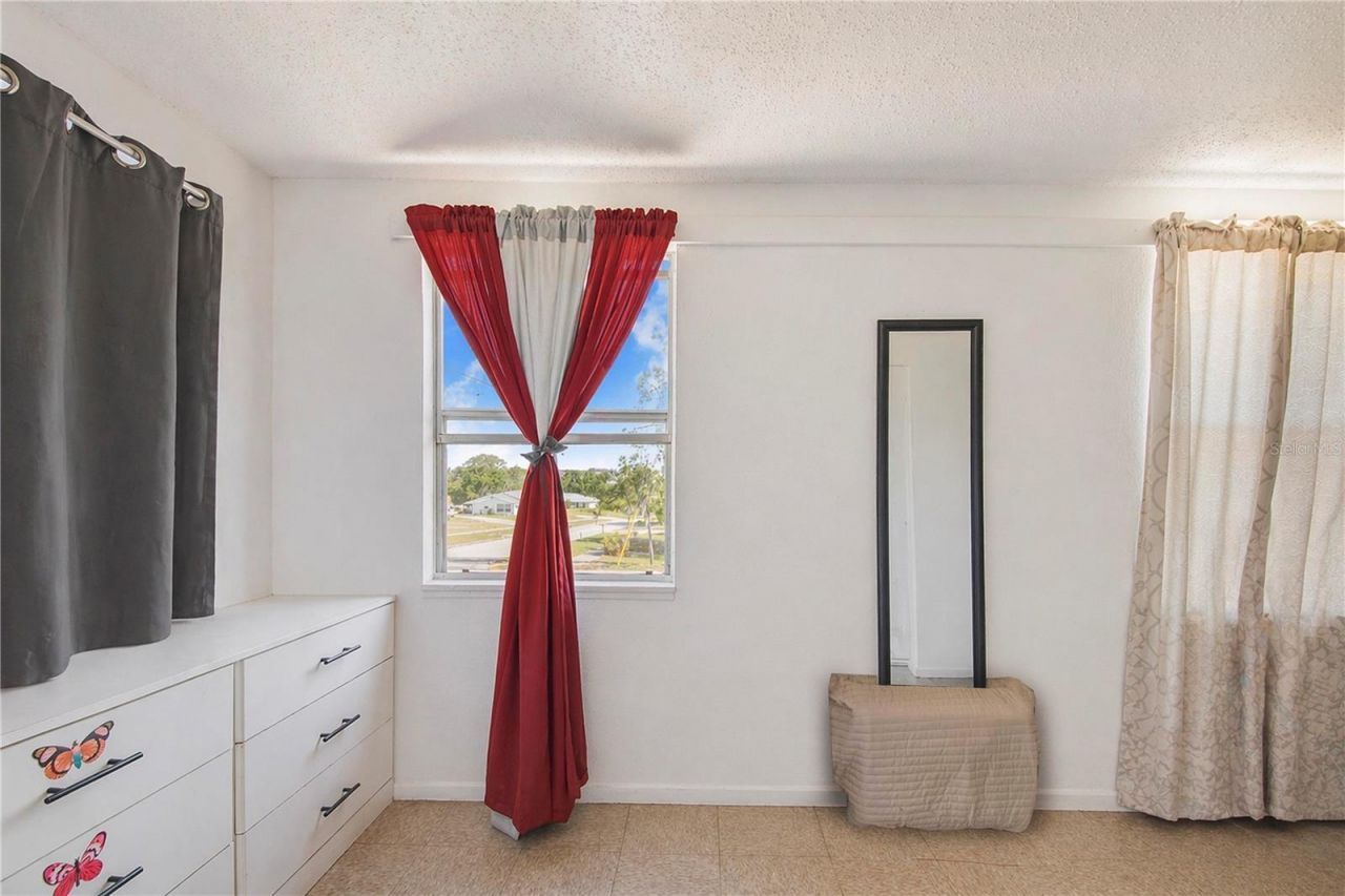 402 E Main Street , Dundee, FL 33838 Photo