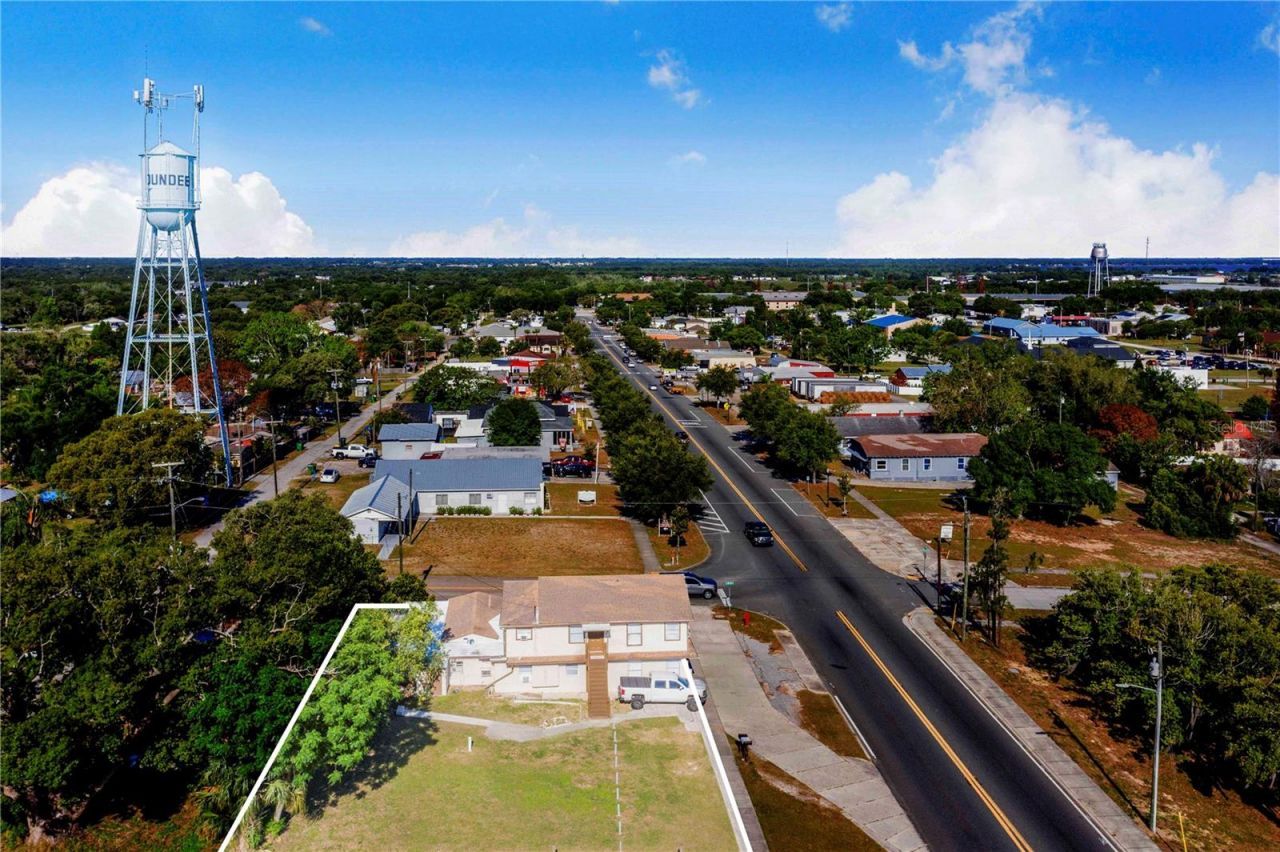 402 E Main Street , Dundee, FL 33838 Photo