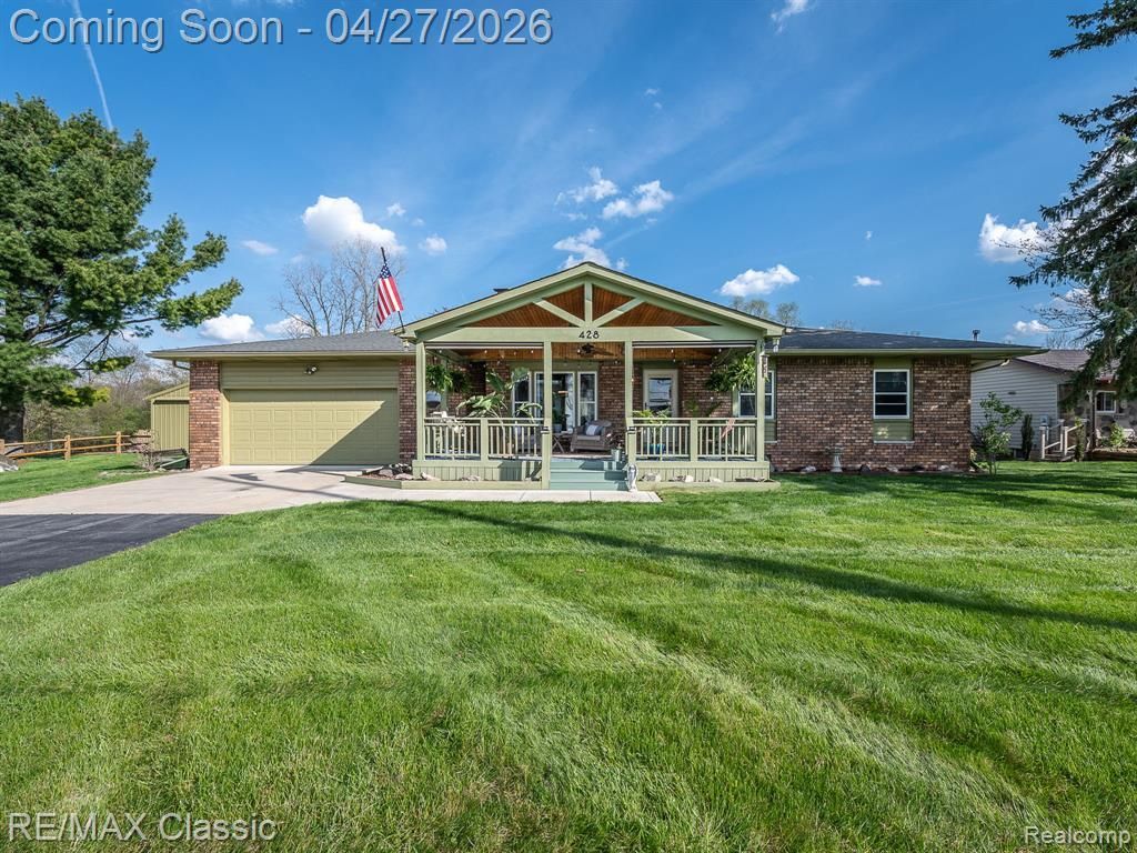 428 E Shore Drive, Northfield Township, MI 48189 Main Photo