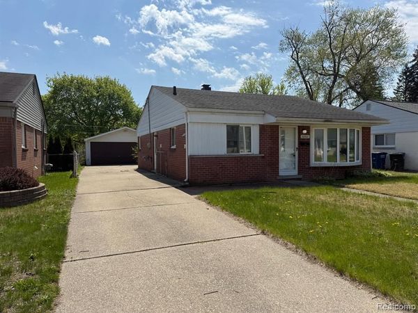 30907 Fernwood Street , Westland, MI 48186