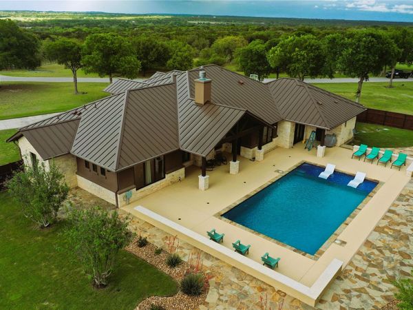 130 Saddle LN, Liberty Hill, TX 78642