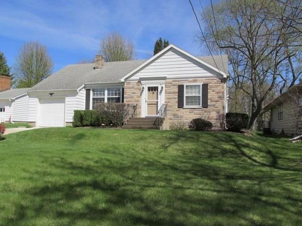 1507 S Chicago Avenue, FREEPORT, IL 61032