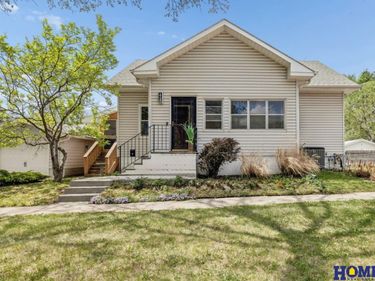 1729 S 9th Street, Lincoln, NE 68502