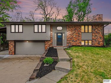 9729 Ogden Circle , Omaha, NE 68134