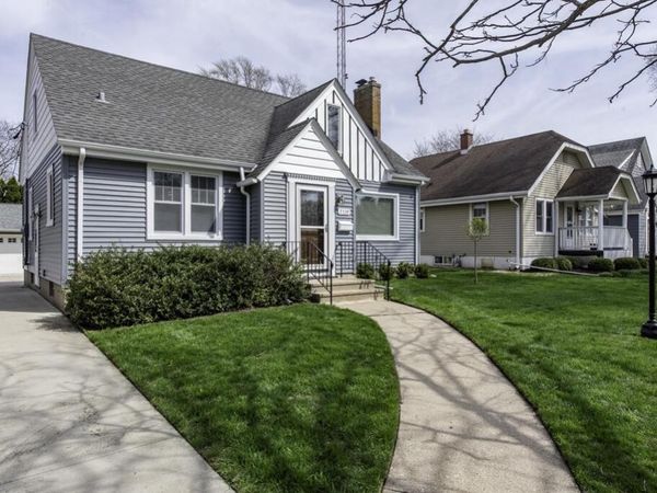 7739 6th AVENUE, Kenosha, WI 53143