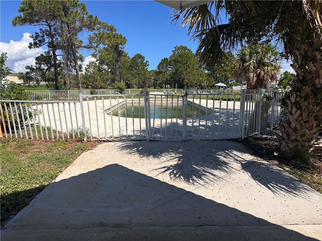 8900 Seventh Avenue, Sebastian, FL 32976 Photo