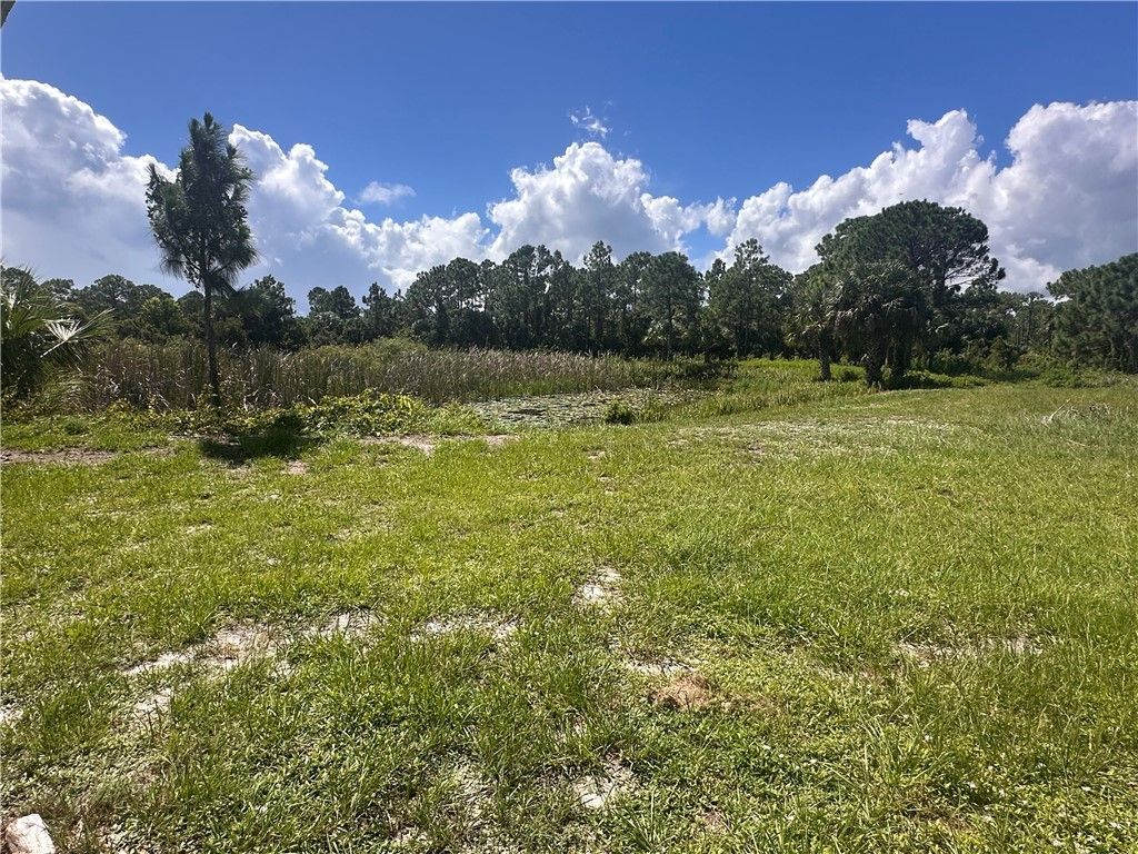 8900 Seventh Avenue, Sebastian, FL 32976 Photo