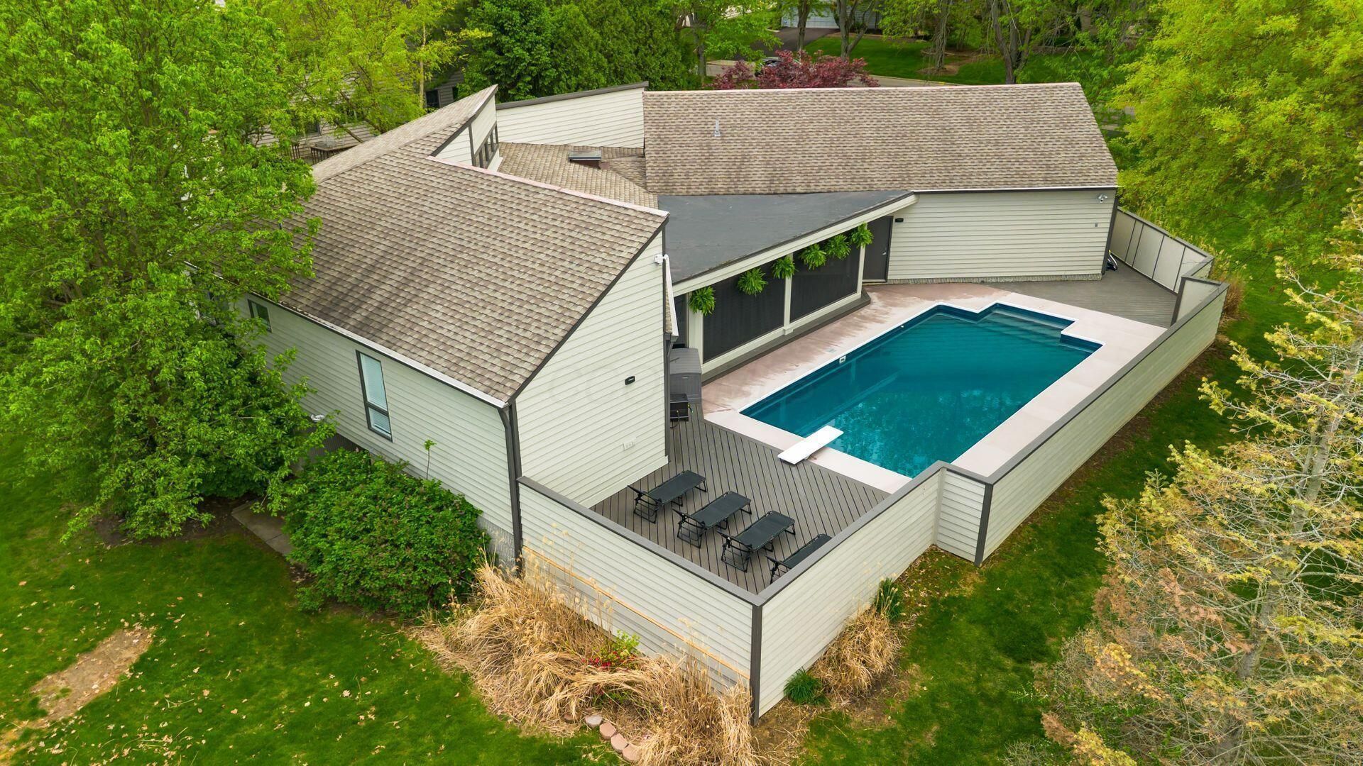 9100 Muirkirk Drive, Dublin, OH 43017 Main Photo