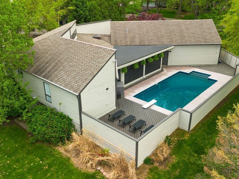 9100 Muirkirk Drive, Dublin, OH 43017 Photo 3