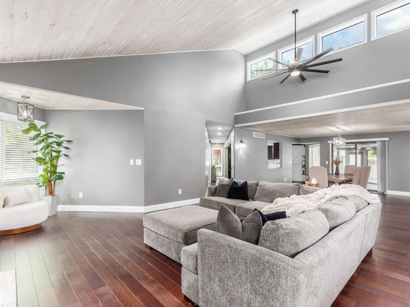 9100 Muirkirk Drive, Dublin, OH 43017 Photo 9