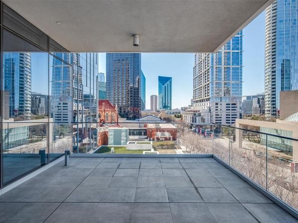 1747 Leonard Street, Unit 403, Dallas, TX 75201
