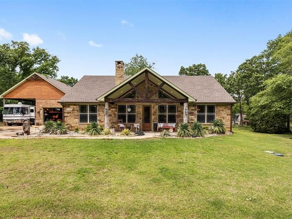 307 Beachside Drive, Trinidad, TX 75163