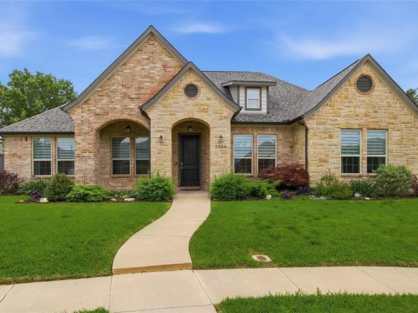 9204 Willard Street , Rowlett, TX 75088