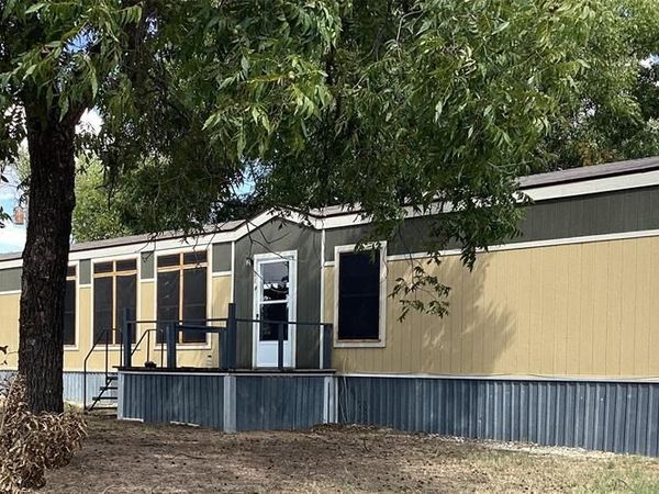 316 N Avenue A, Cross Plains, TX 76443