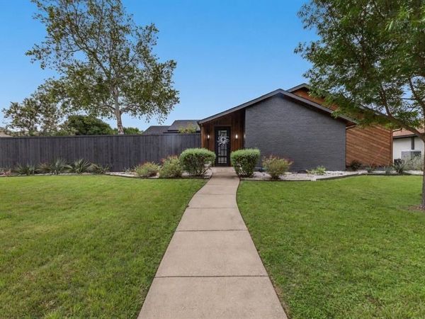 2300 Regal Road, Plano, TX 75075