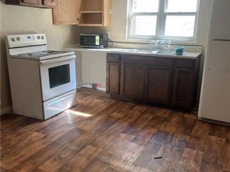 152 Santa Clara Avenue, Dayton, OH 45405 Photo 2