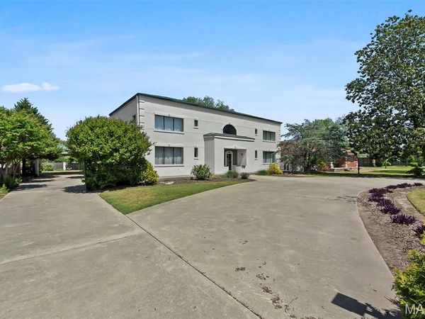 910 State Highway U, Caruthersville, MO 63830