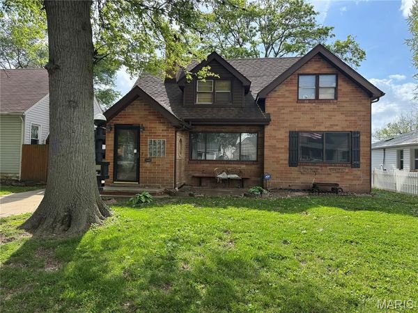 406 Doerr Street , Roxana, IL 62084