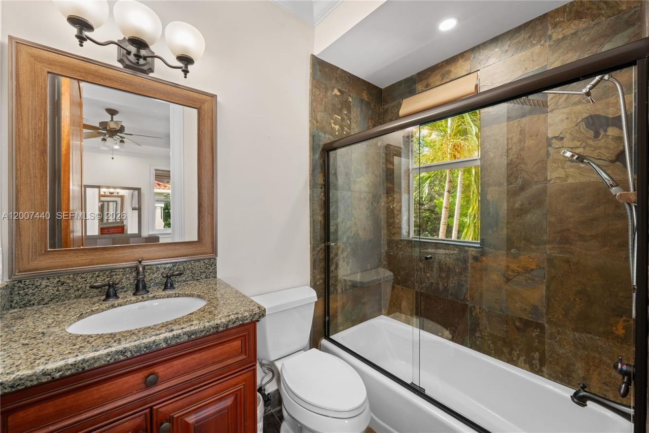 4065 Battersea Rd , Miami, FL 33133 Photo