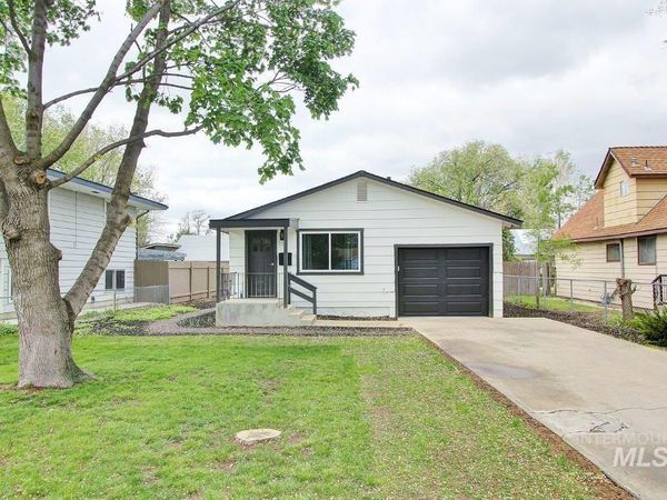 111 Diamond, Nampa, ID 83686