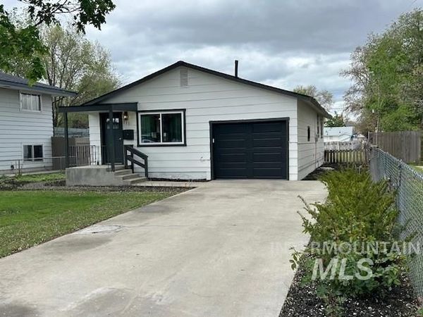 111 Diamond, Nampa, ID 83686