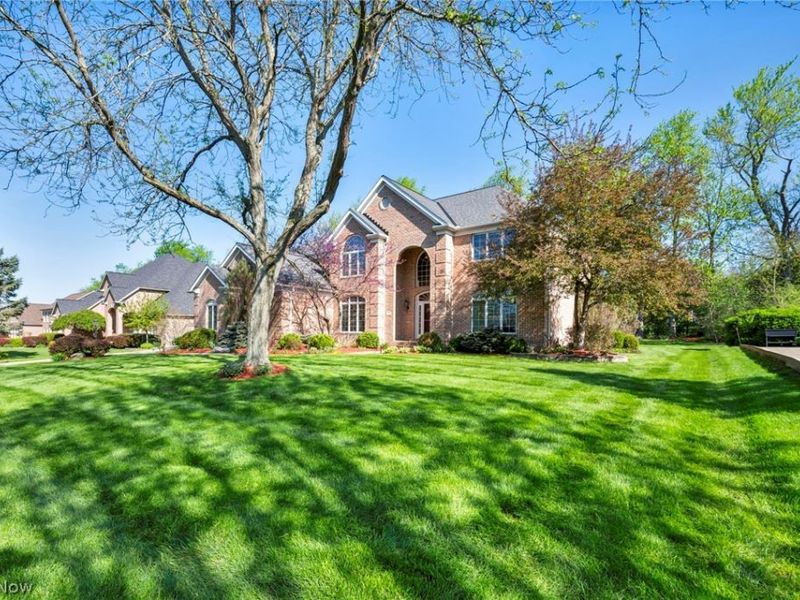 2771 Jumpers Drive, Akron, OH 44333 Photo 3