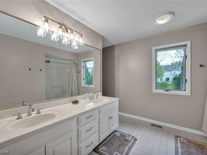 2771 Jumpers Drive, Akron, OH 44333 Photo 33