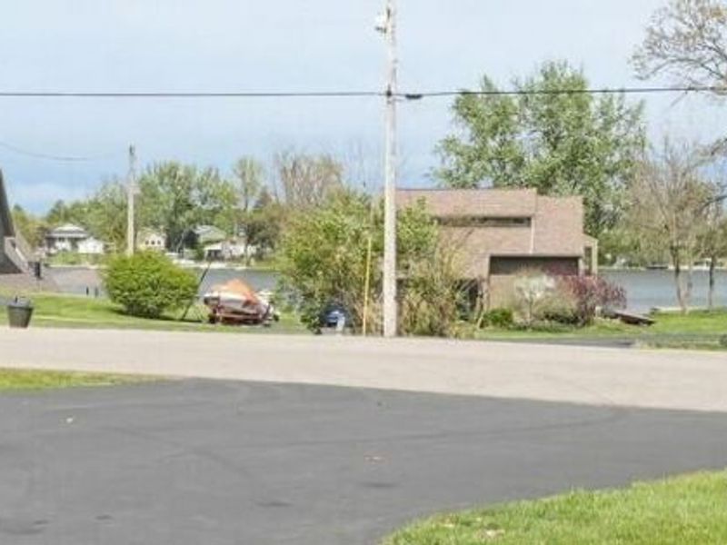 2318 Pawnee Drive, London, OH 43140 Photo 27