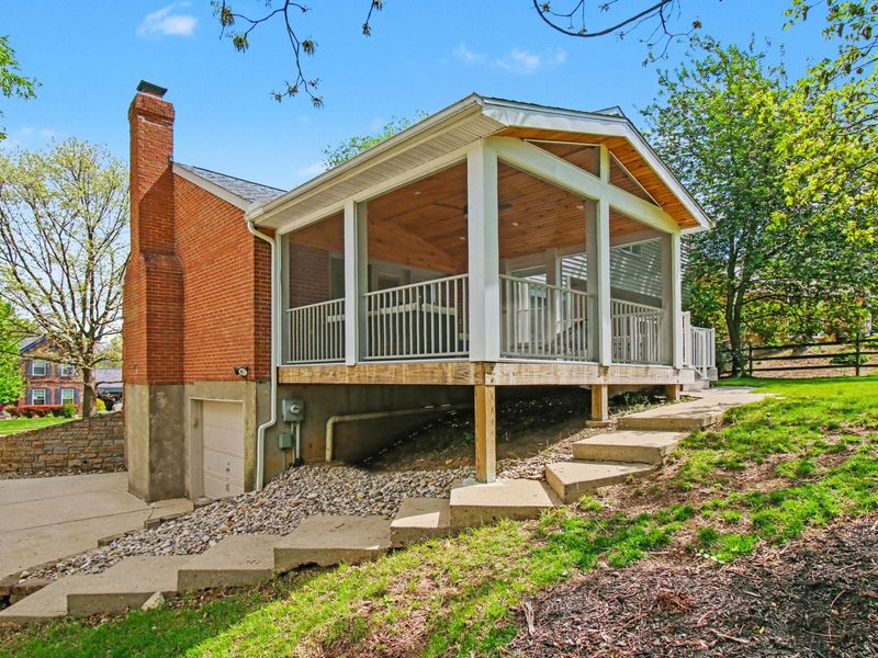 2063 Morningside Drive, Florence, KY 41042 Photo 2