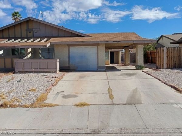 6749 Oak Valley Drive , Las Vegas, NV 89103