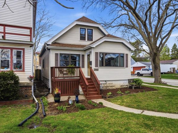 1443 S 90th STREET, West Allis, WI 53214
