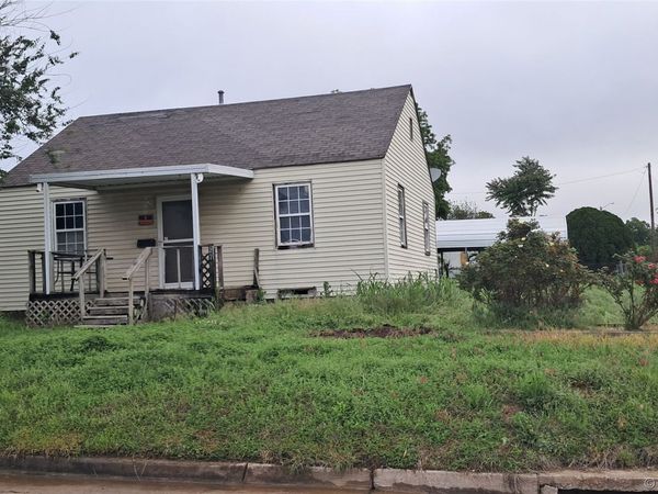 2721 E Latimer Court, Tulsa, OK 74110