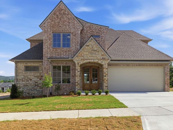 5 Mountain Brook Road, Little Rock, AR 72223