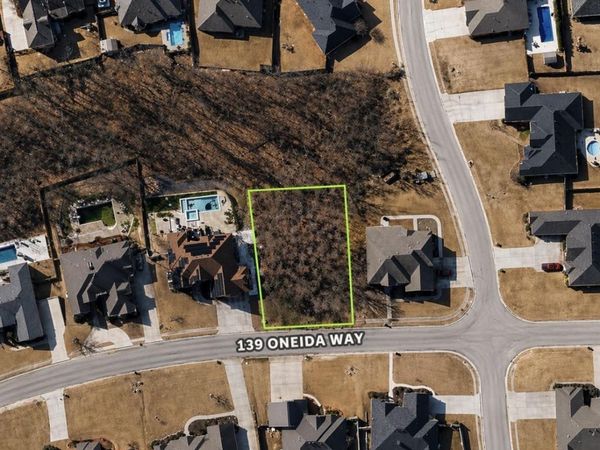 139 Oneida Way , Maumelle, AR 72113