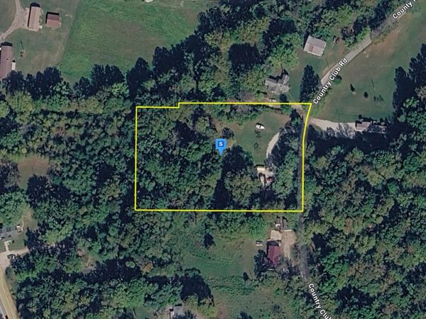 1921 Country Club Road , Spencer, IN 47460