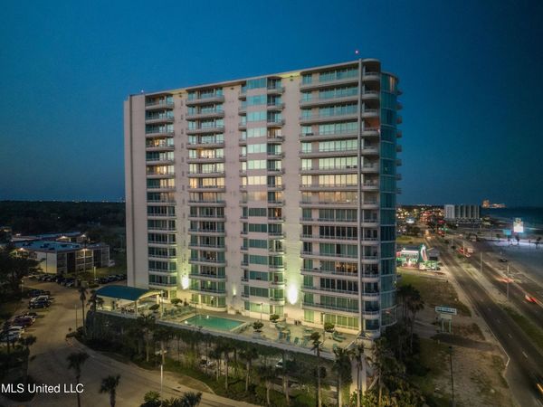 2060 Beach Boulevard, Biloxi, MS 39531