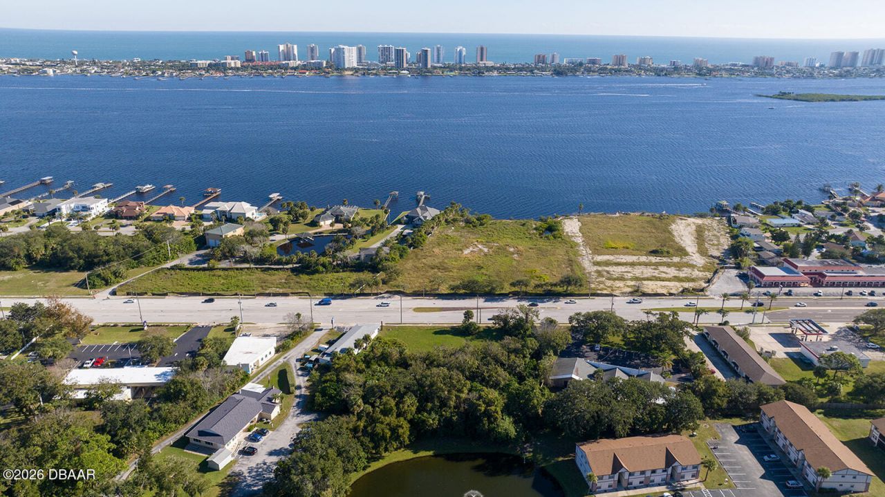 2690 S Ridgewood Avenue, South Daytona, FL 32119 Photo