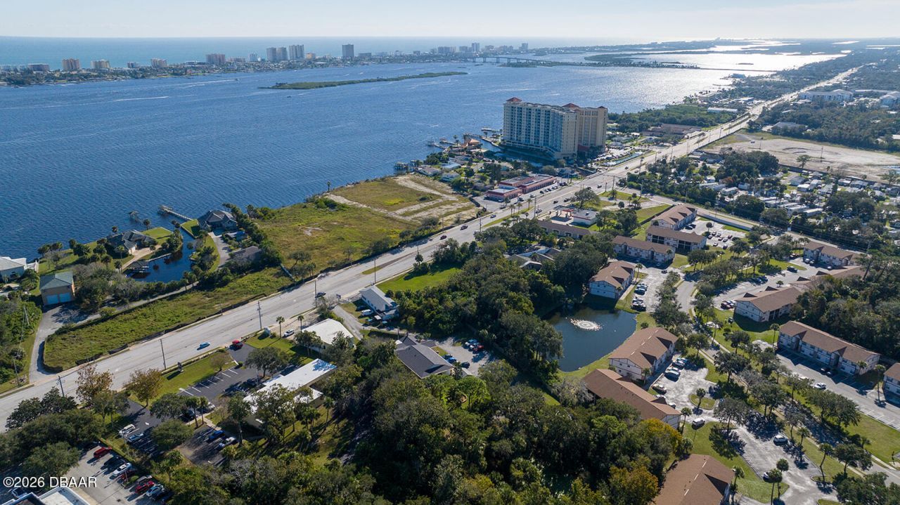 2690 S Ridgewood Avenue, South Daytona, FL 32119 Photo