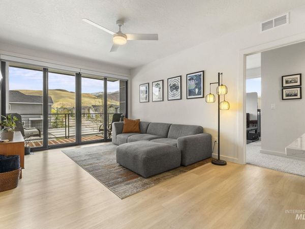 4184 E Haystack St, Unit 206, Boise, ID 83716