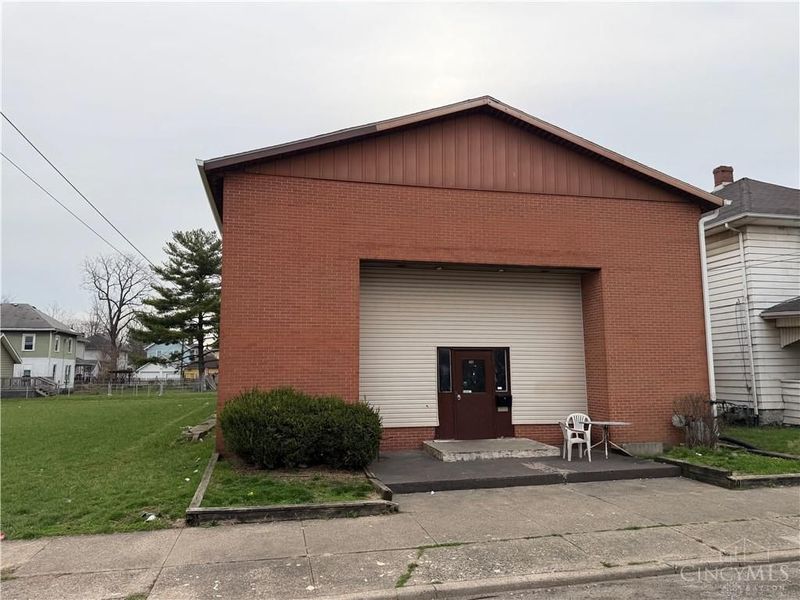 409 Crawford St, Middletown, OH 45044 Photo 2