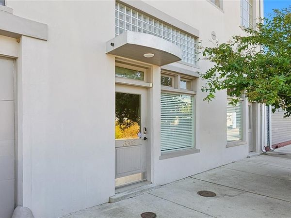 3308 BURGUNDY Street, New Orleans, LA 70117