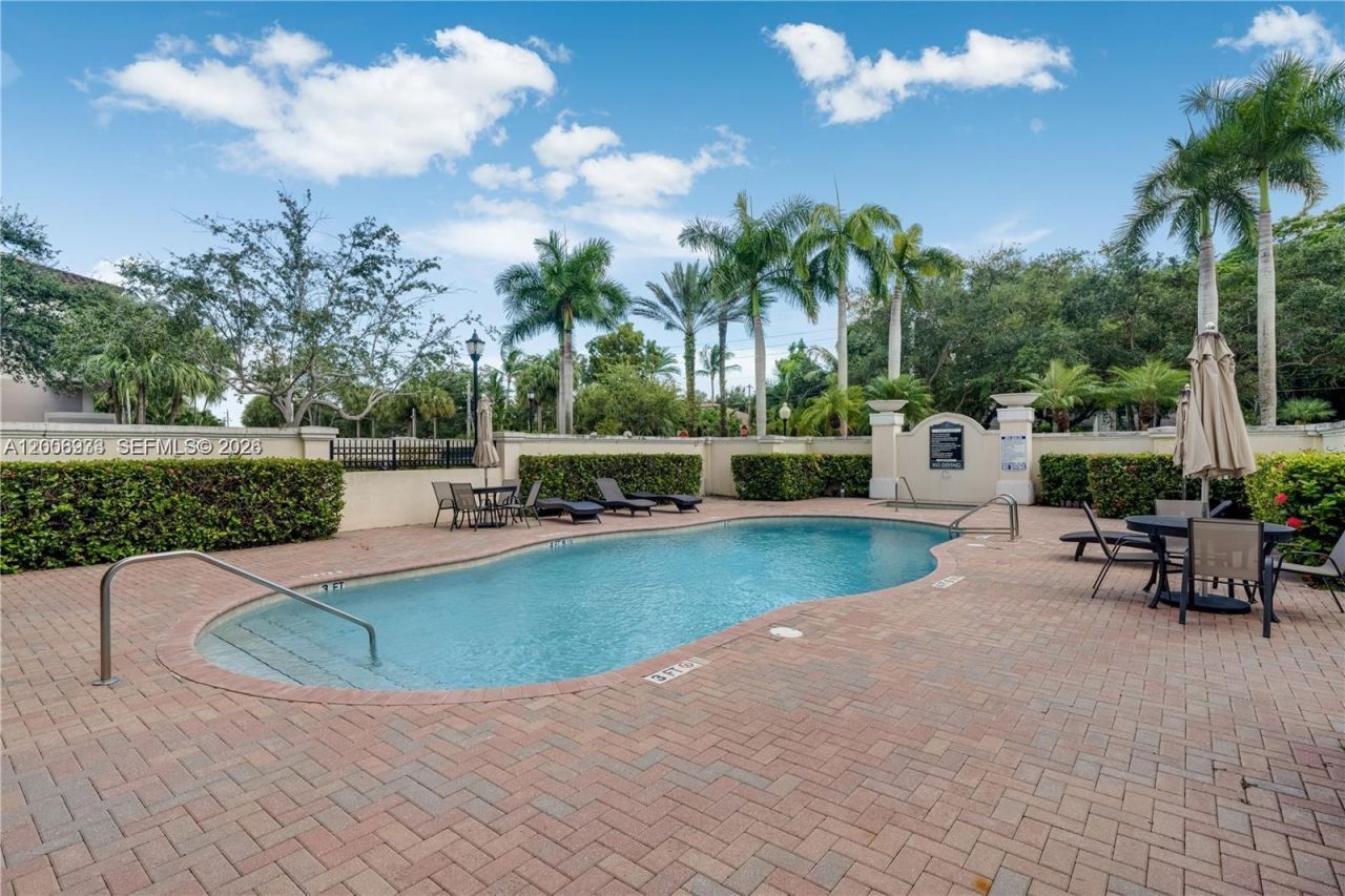 9021 SW 94th St, Unit 509, Miami, FL 33176 Photo