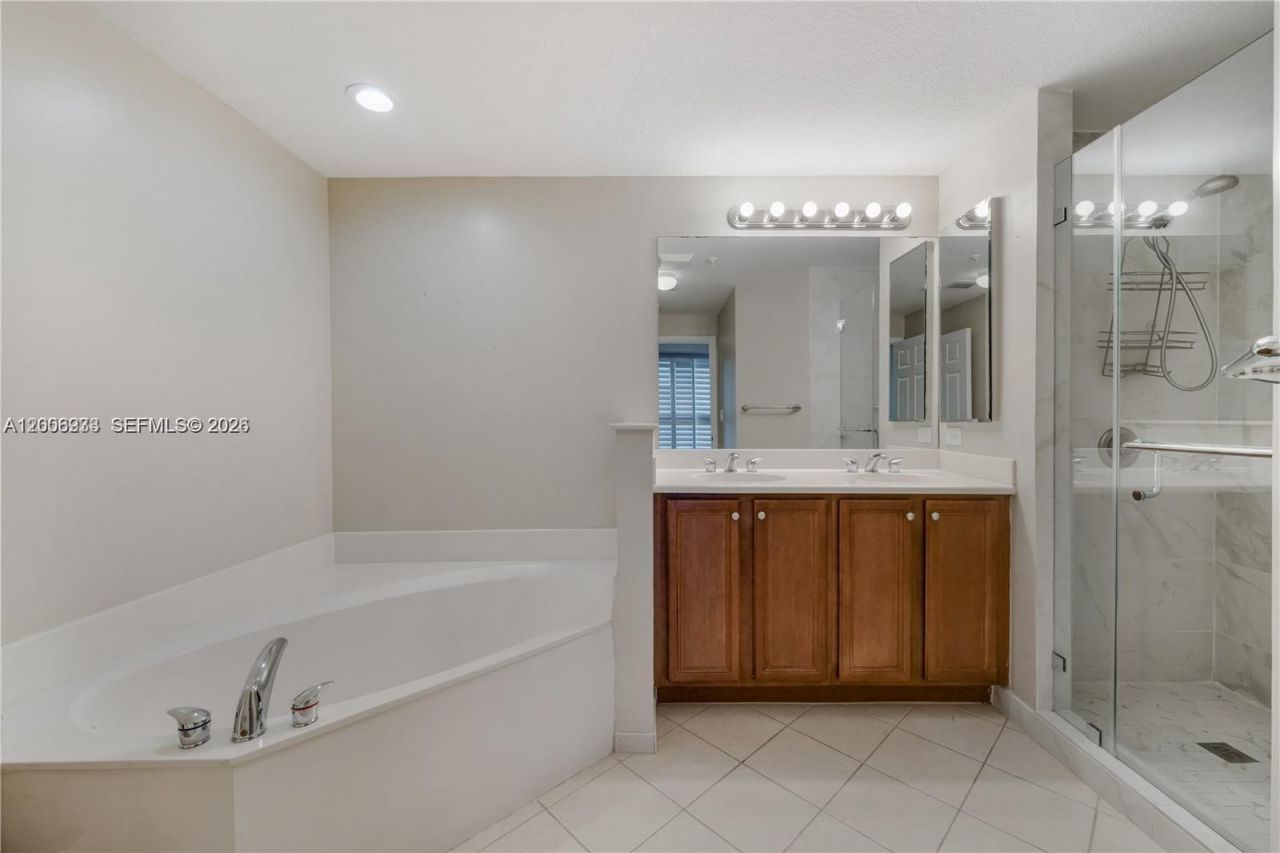 9021 SW 94th St, Unit 509, Miami, FL 33176 Photo