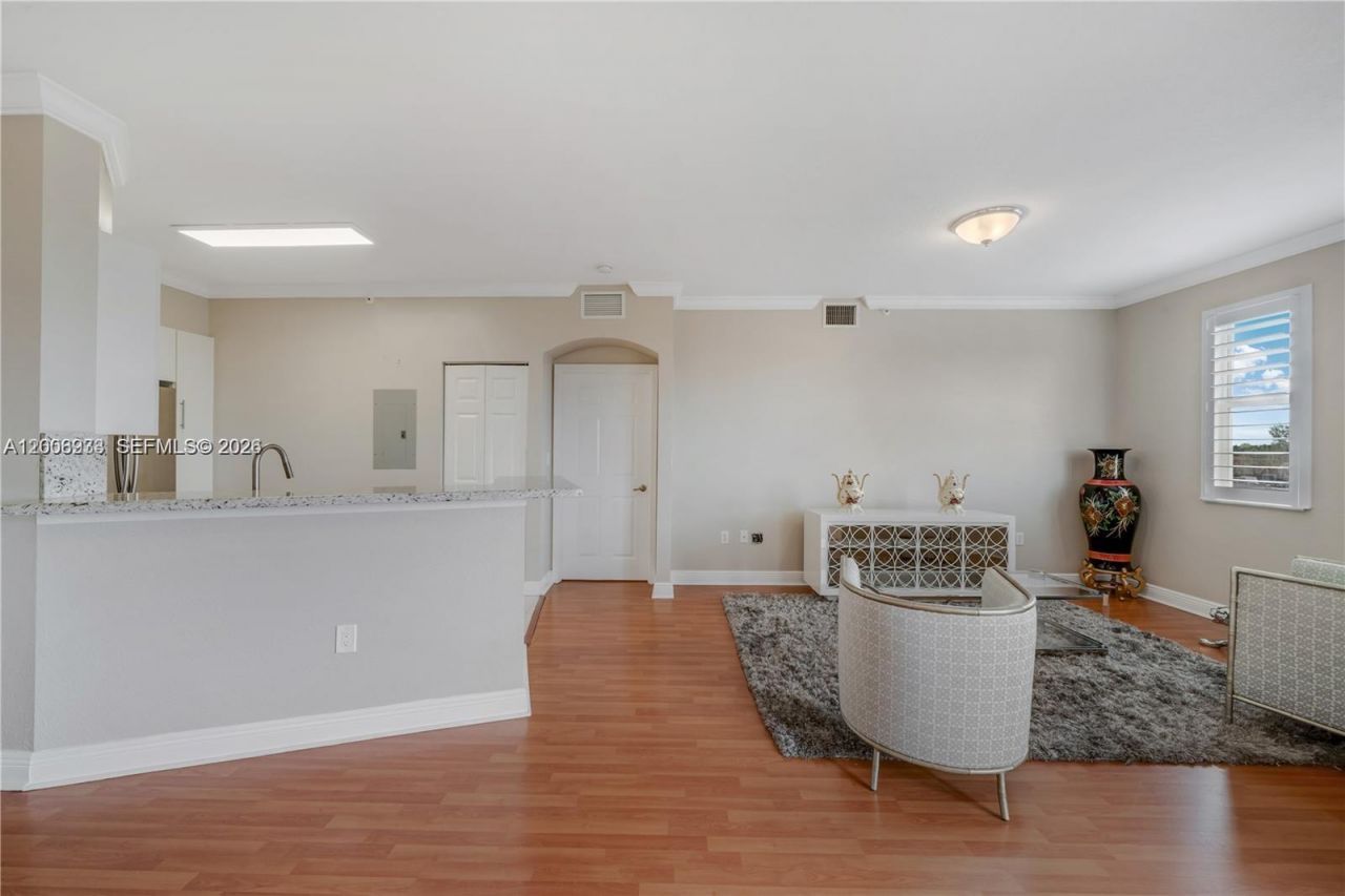 9021 SW 94th St, Unit 509, Miami, FL 33176 Photo