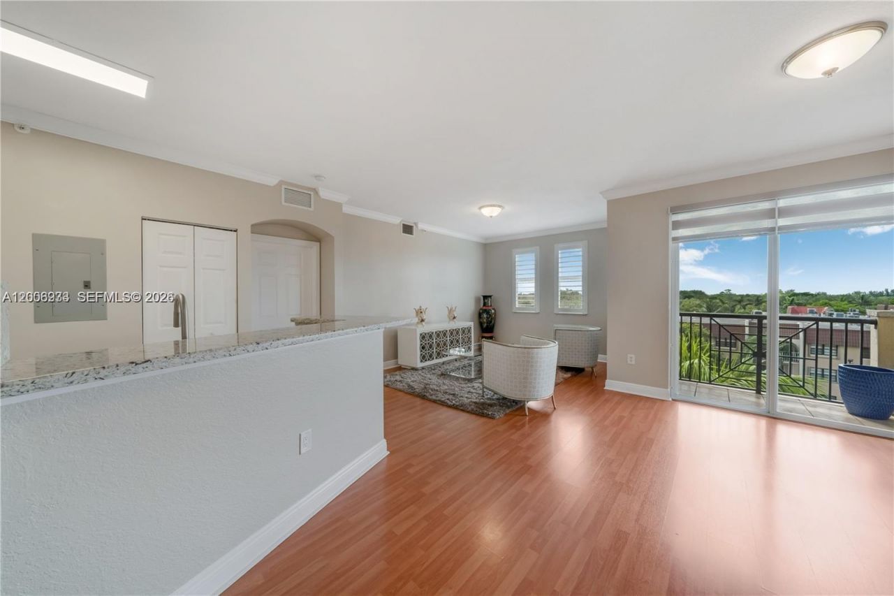 9021 SW 94th St, Unit 509, Miami, FL 33176 Photo