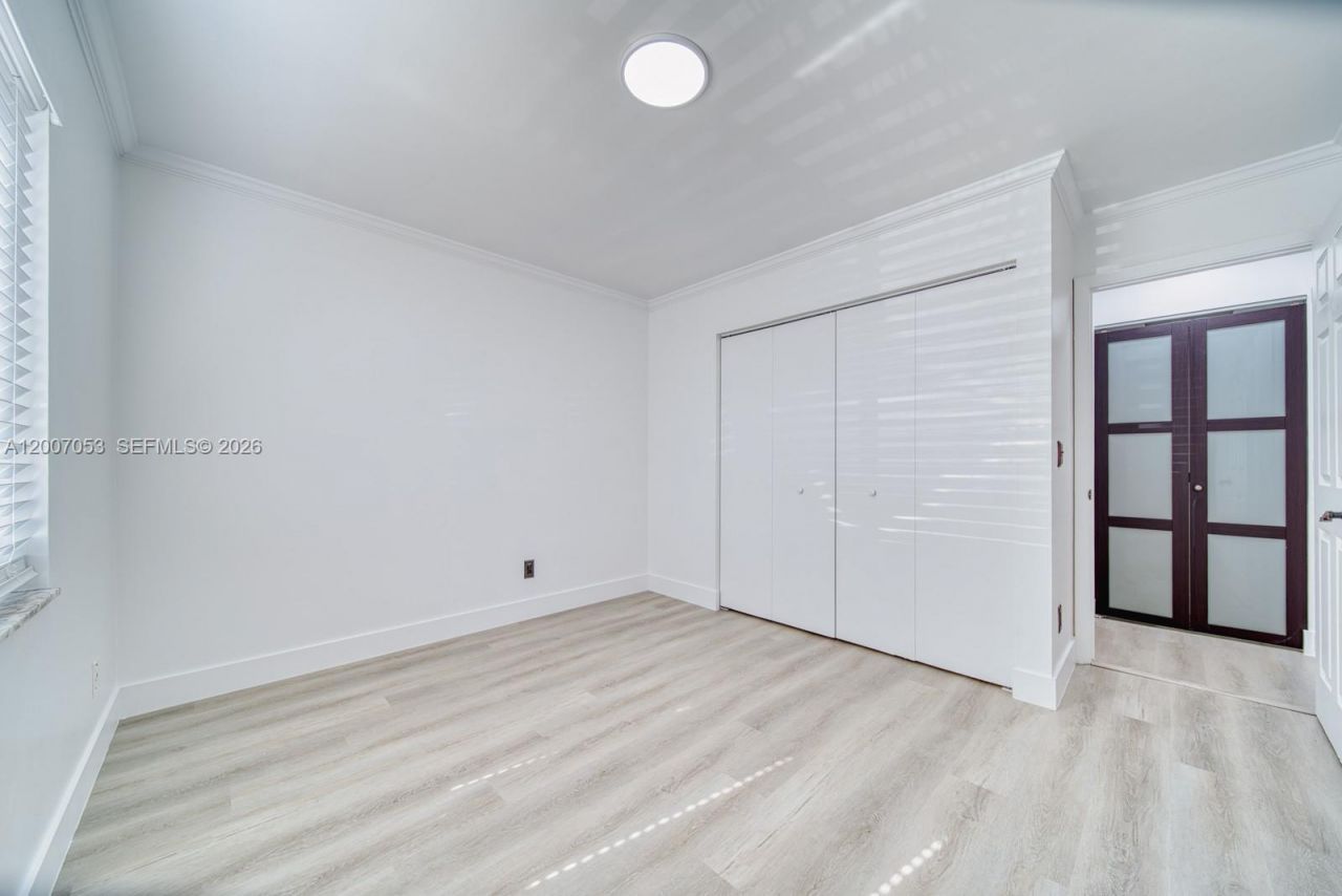 1720 NW 92nd Ave , Pembroke Pines, FL 33024 Photo