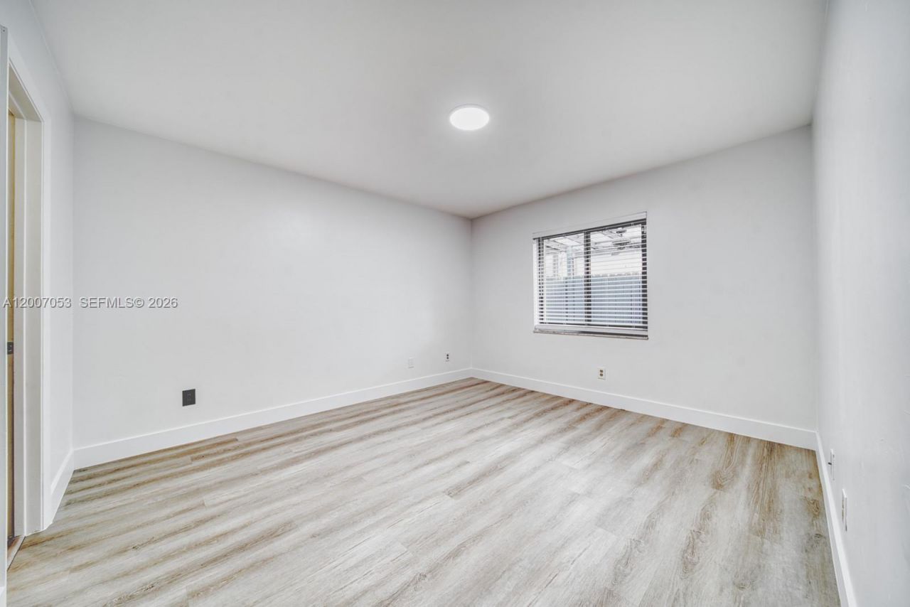 1720 NW 92nd Ave , Pembroke Pines, FL 33024 Photo