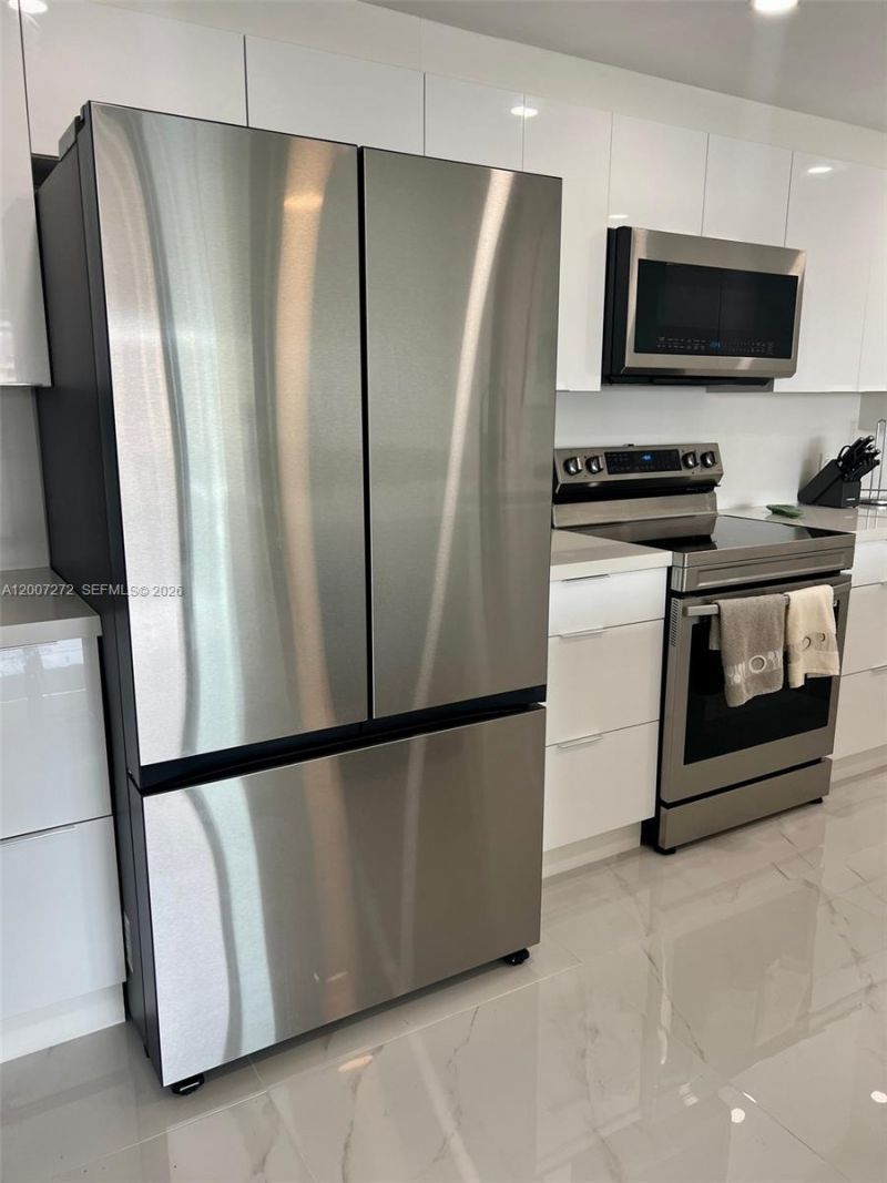 155 Ocean Lane Dr, Unit 1011, Key Biscayne, FL 33149 Photo