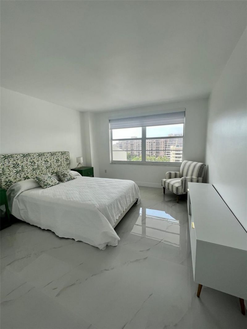 155 Ocean Lane Dr, Unit 1011, Key Biscayne, FL 33149 Photo