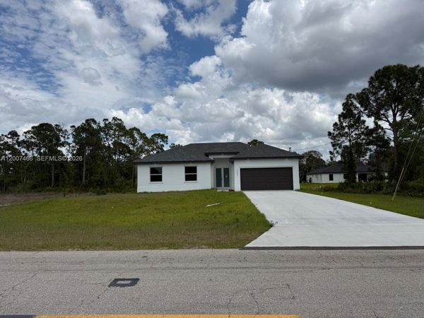 1089 EISENHOWER BLVD , Unit 1089, Lehigh Acres, FL 33974